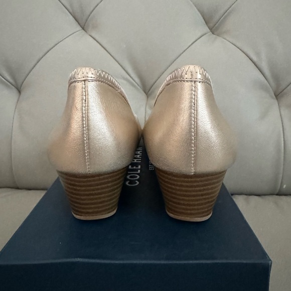 Cole Haan Elsie Cap Toe Wedge II, Soft Gold, Size 8.5, NWT - Picture 4 of 5